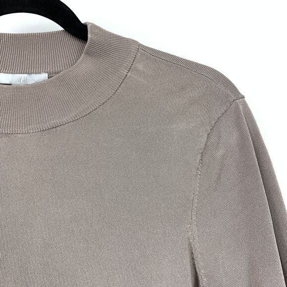 H&M Mock Neck Sweater Womens Size Medium Greige Long Sleeve - Picture 3 of 6